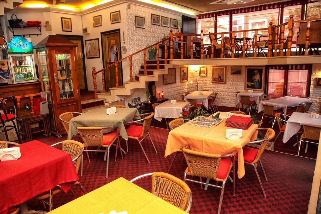 Rainbow 48 Apart Hotel Estambul Habitación foto