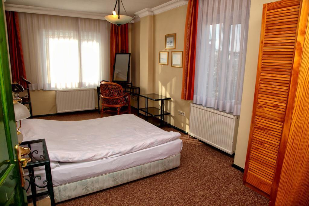 Rainbow 48 Apart Hotel Estambul Habitación foto